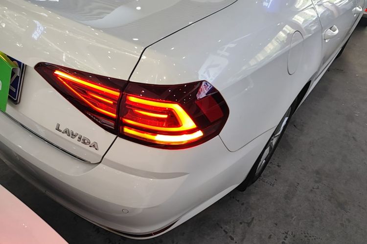 Volkswagen Lavida 2018 #8 Volkswagen Lavida 2018 car image #8