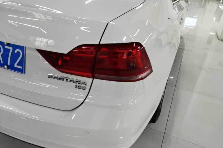 Volkswagen Santana 2016 car image #8