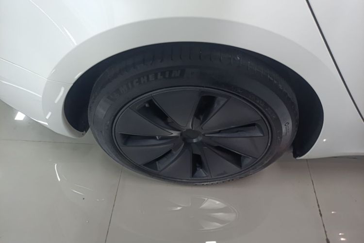 Tesla Model 3 2024 #10 Tesla Model 3 2024 car image #10