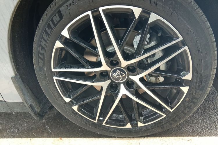 BYD Han 2025 #9 BYD Han 2025 car image #9