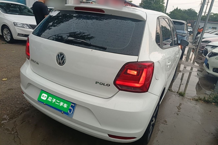 Volkswagen Polo 2018 car image #7