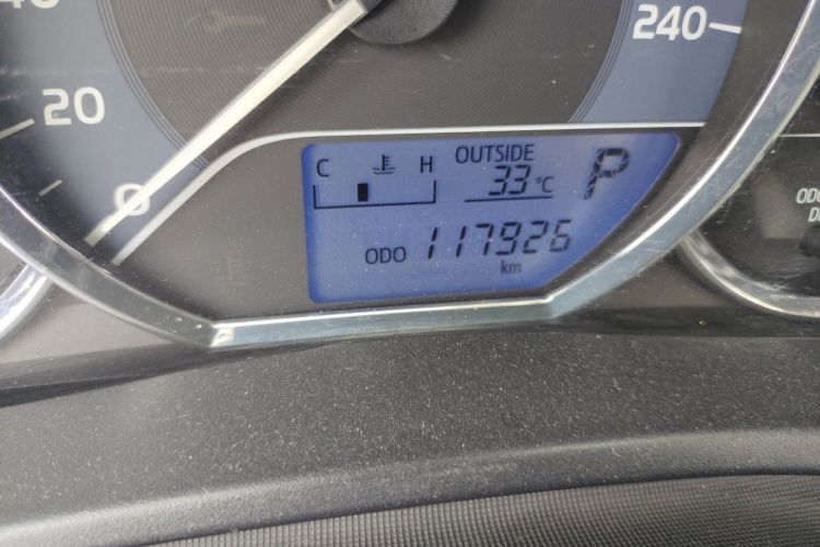 Toyota Corolla 2017 #10 Toyota Corolla 2017 car image #10