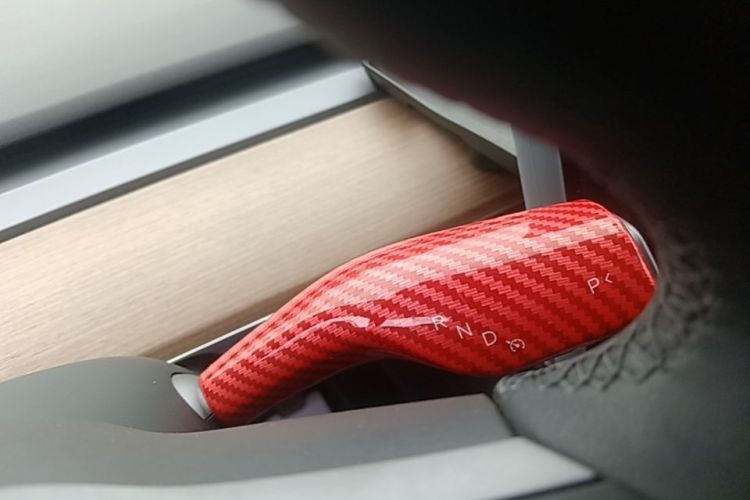 Tesla Model 3 2023 car image #14