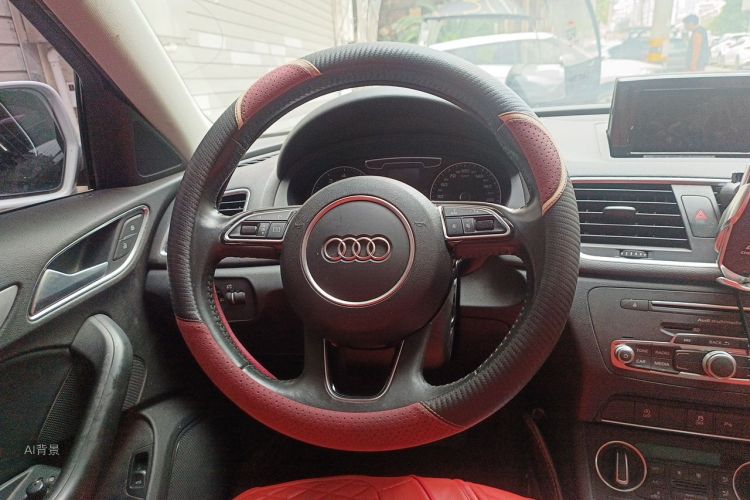Audi Q3 2018 immagine di auto #12
