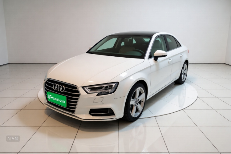 Audi A3 2018 car image #2