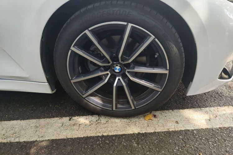 BMW 3 Series 2023 #9 BMW 3 Series 2023 car image #9