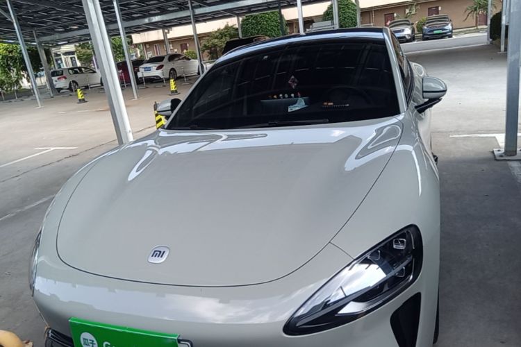 MI SU7 2025 car image #3