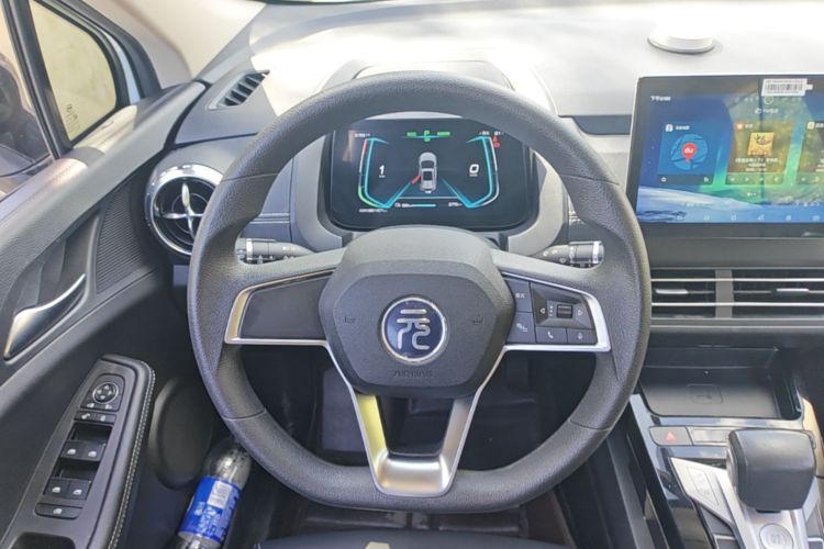 BYD Yuan New Energy 2020 #11 BYD Yuan New Energy 2020 изображение автомобиля #11