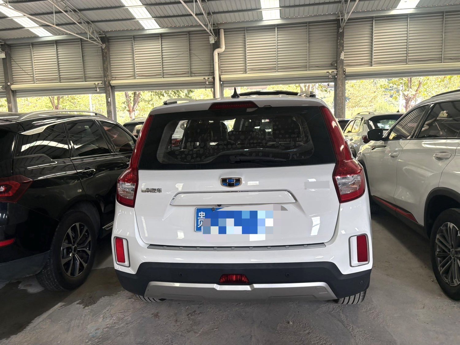 GEELY Vision X6 2017 #4 GEELY Vision X6 2017 car image #4