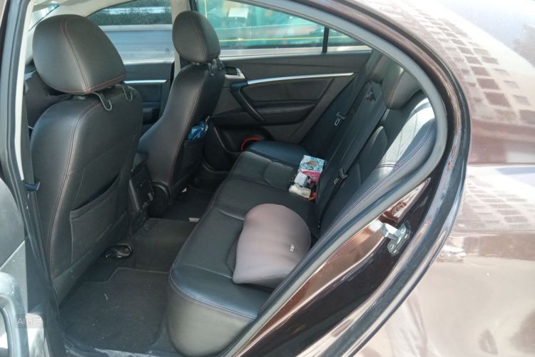 GEELY Emgrand 2015 #19 GEELY Emgrand 2015 car image #19
