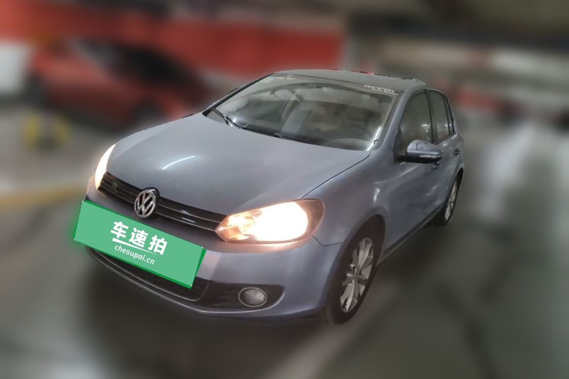Volkswagen Golf 2012 car image 