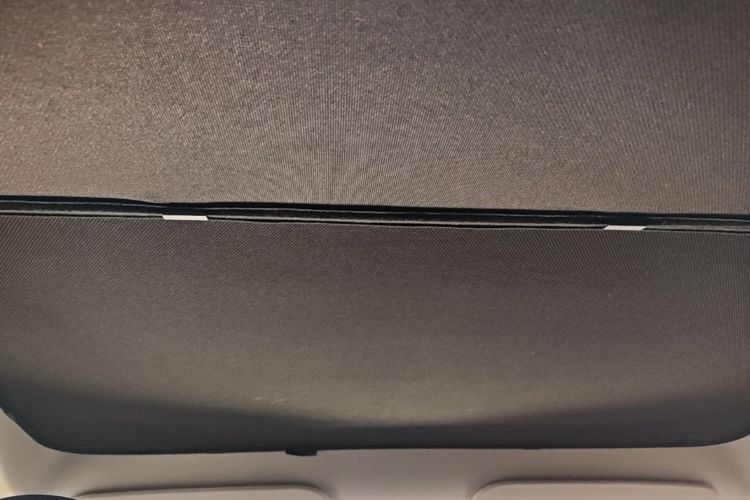 Tesla Model Y 2022 car image #20
