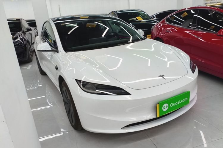 Tesla Model 3 2025 #4 Tesla Model 3 2025 car image #4