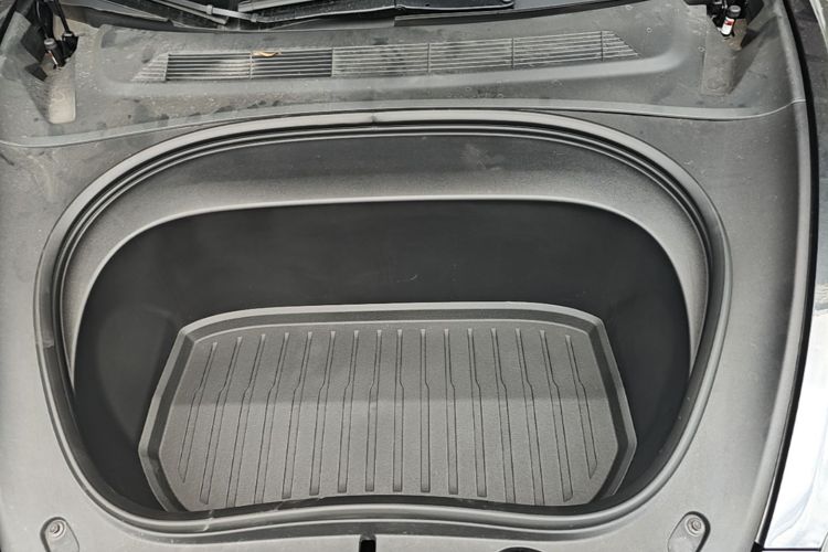 Tesla Model 3 2024 صورة سيارة #20