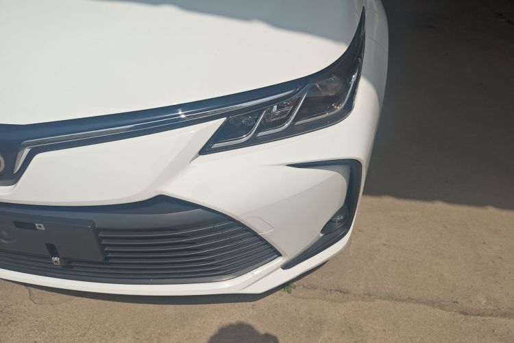 Toyota Corolla 2022 immagine di auto #23