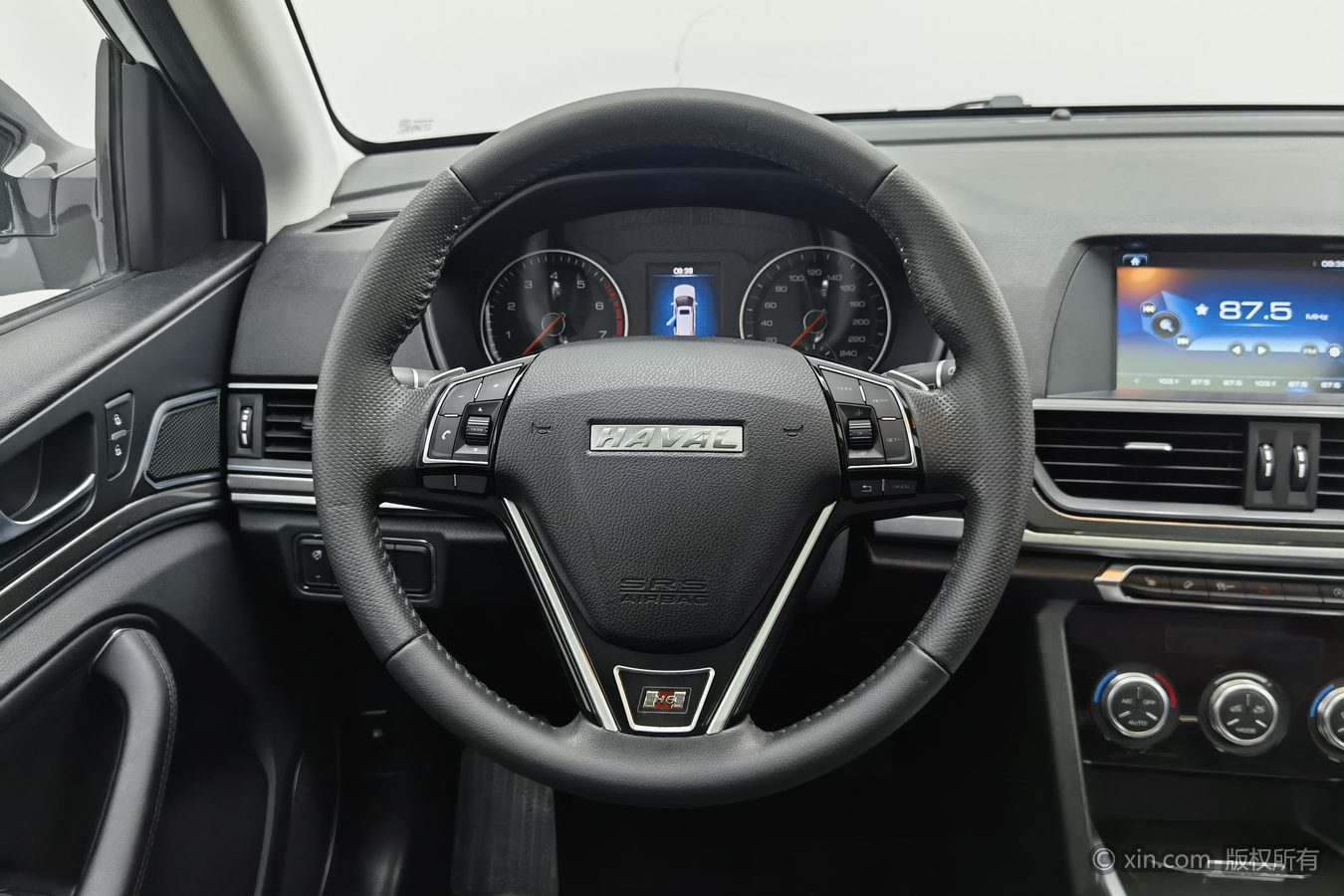 Haval H6 2018 #11 Haval H6 2018 car image #11