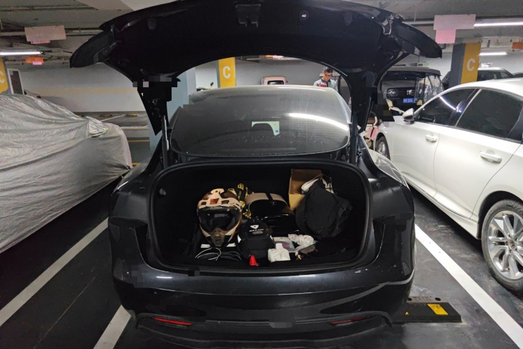 Tesla Model 3 2025 #17 Tesla Model 3 2025 car image #17