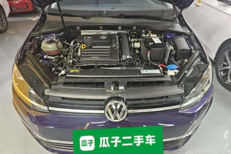 Volkswagen Golf 2019 imagem de carro #20