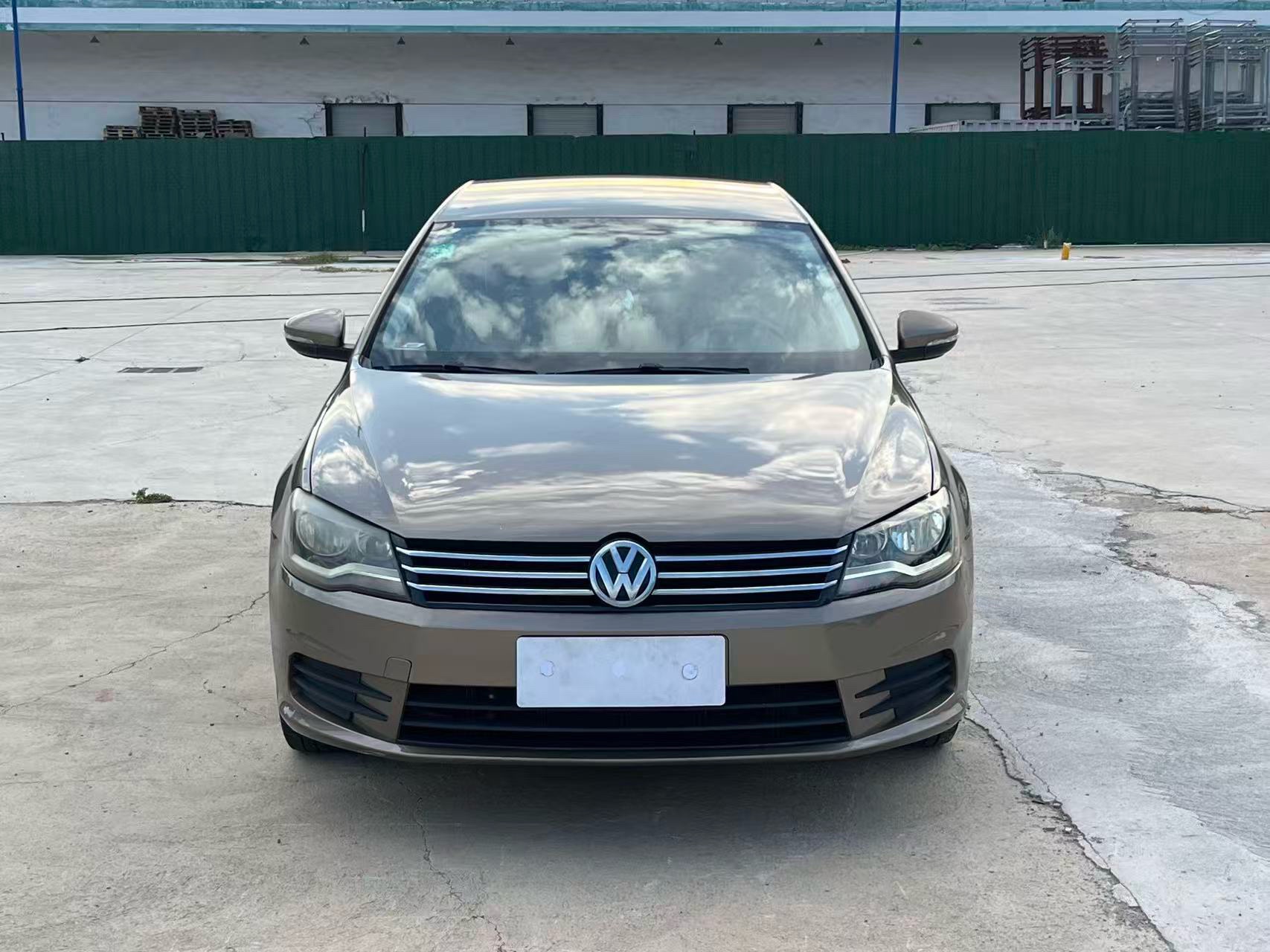 Volkswagen Bora 2015 #2 Volkswagen Bora 2015 изображение автомобиля #2