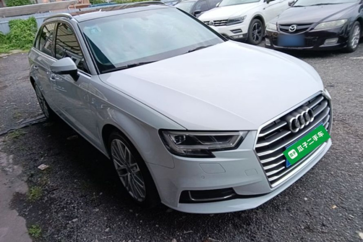 Audi A3 2019 car image #4