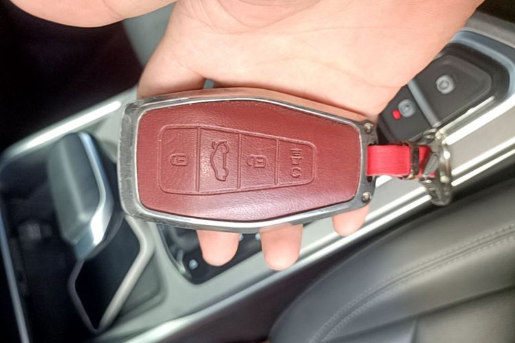 GEELY Emgrand 2025 car image #9