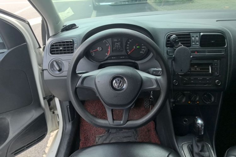 Volkswagen Polo 2017 #11 Volkswagen Polo 2017 car image #11