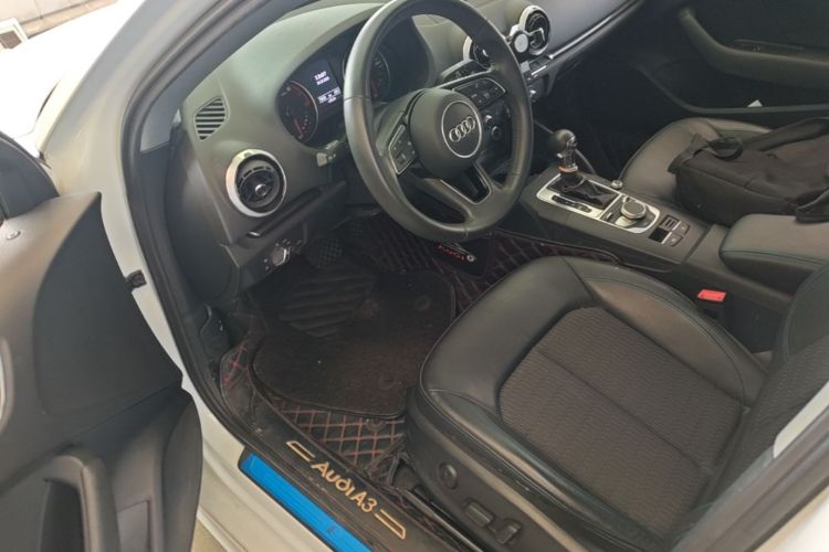 Audi A3 2019 صورة سيارة #15