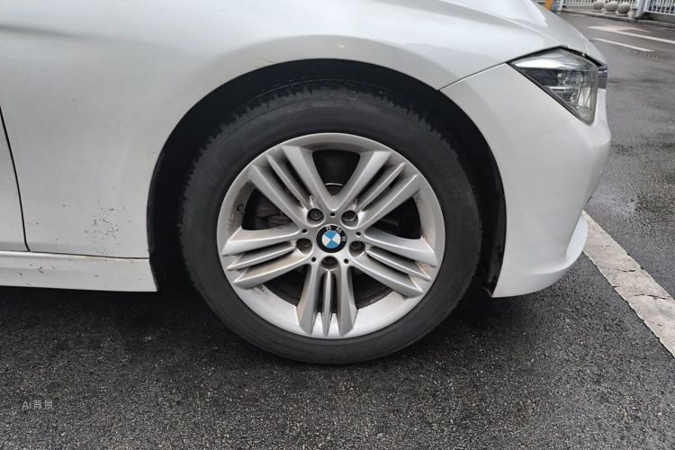 BMW 3 Series 2017 car image #9