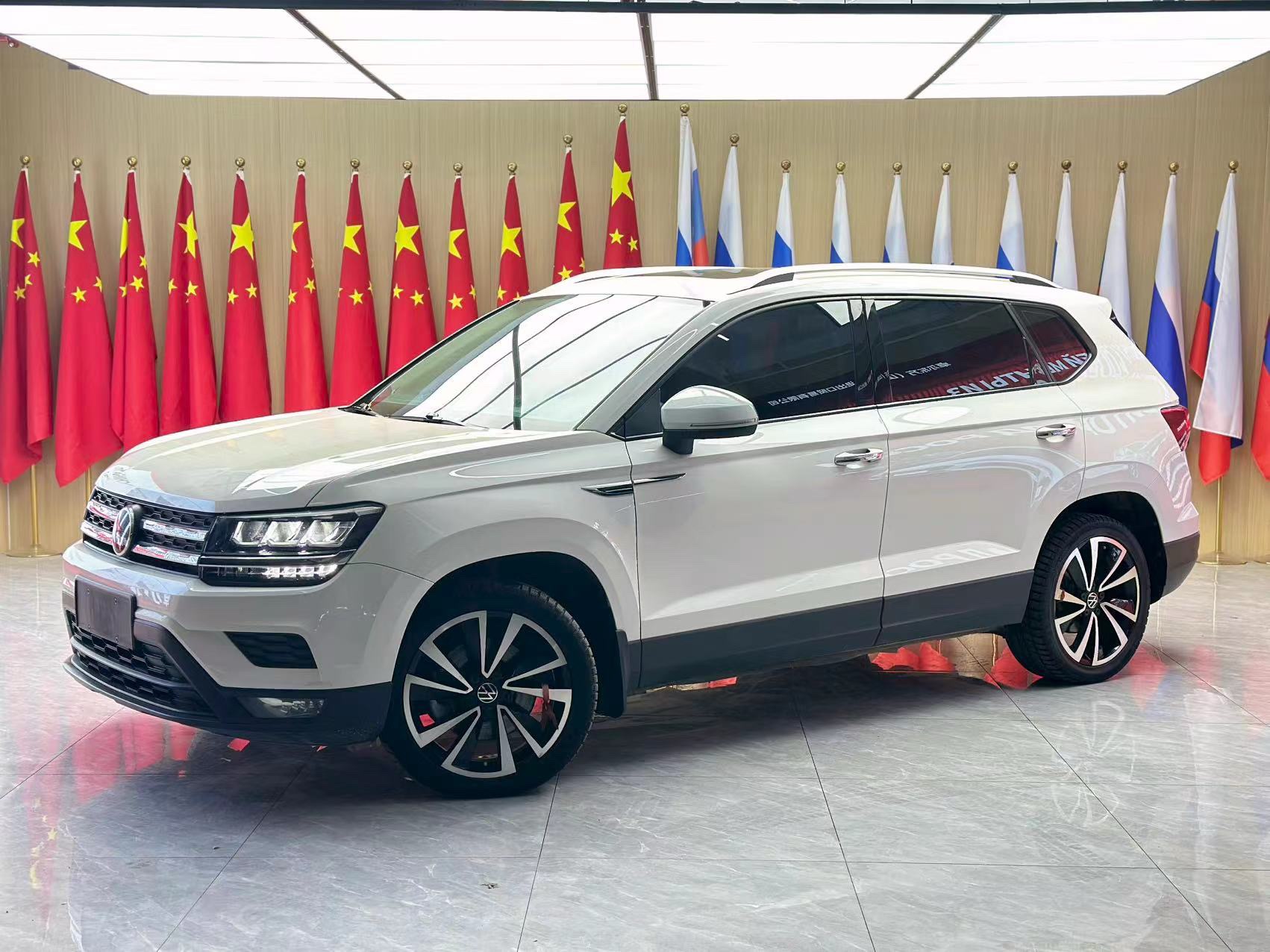 2021 immagine di auto 