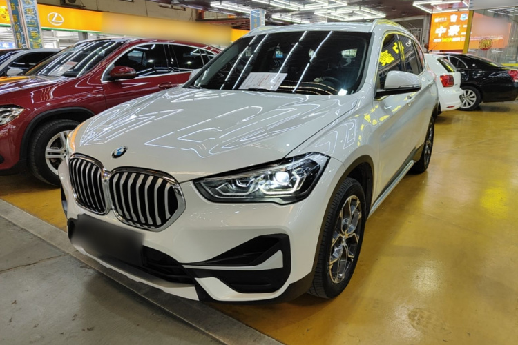 BMW X1 2020 car image #2