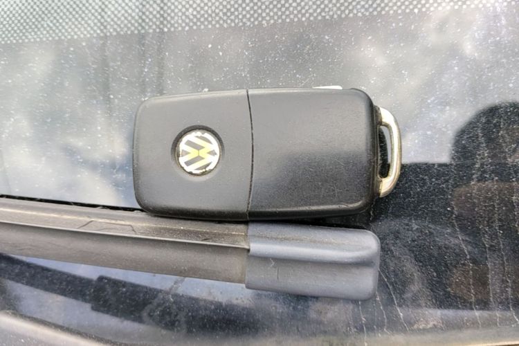 Volkswagen Polo 2016 car image #9