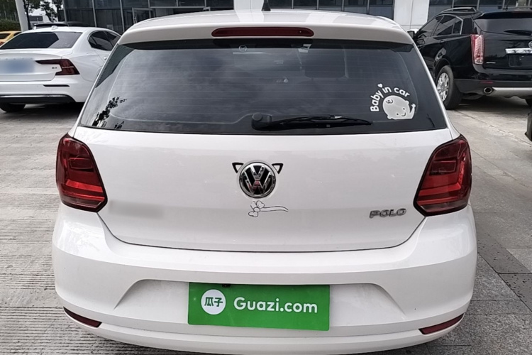 Volkswagen Polo 2017 car image #6