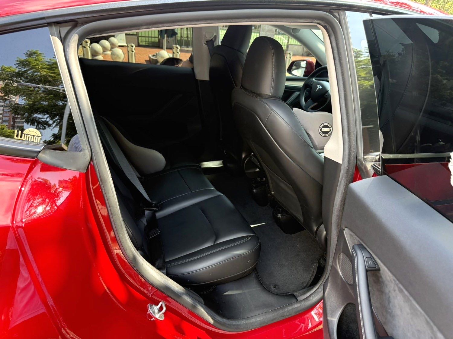 Tesla Model Y 2023 #8 Tesla Model Y 2023 car image #8