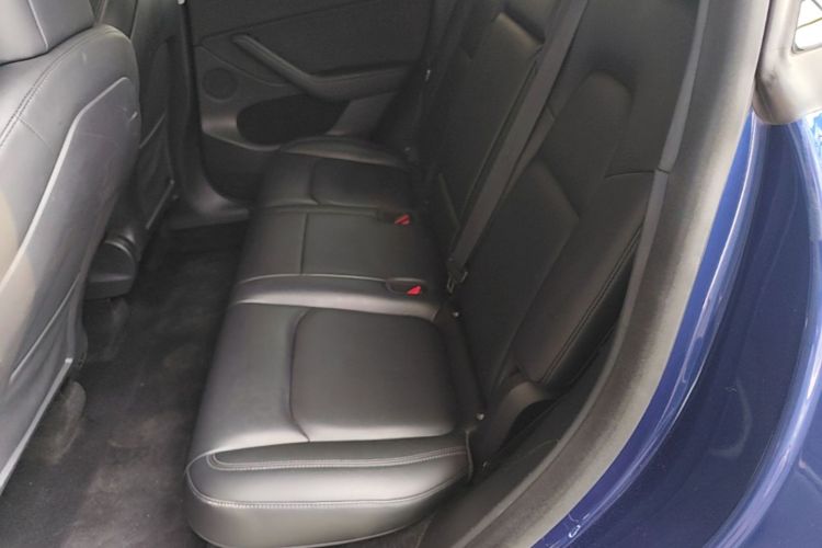 Tesla Model Y 2021 #17 Tesla Model Y 2021 car image #17