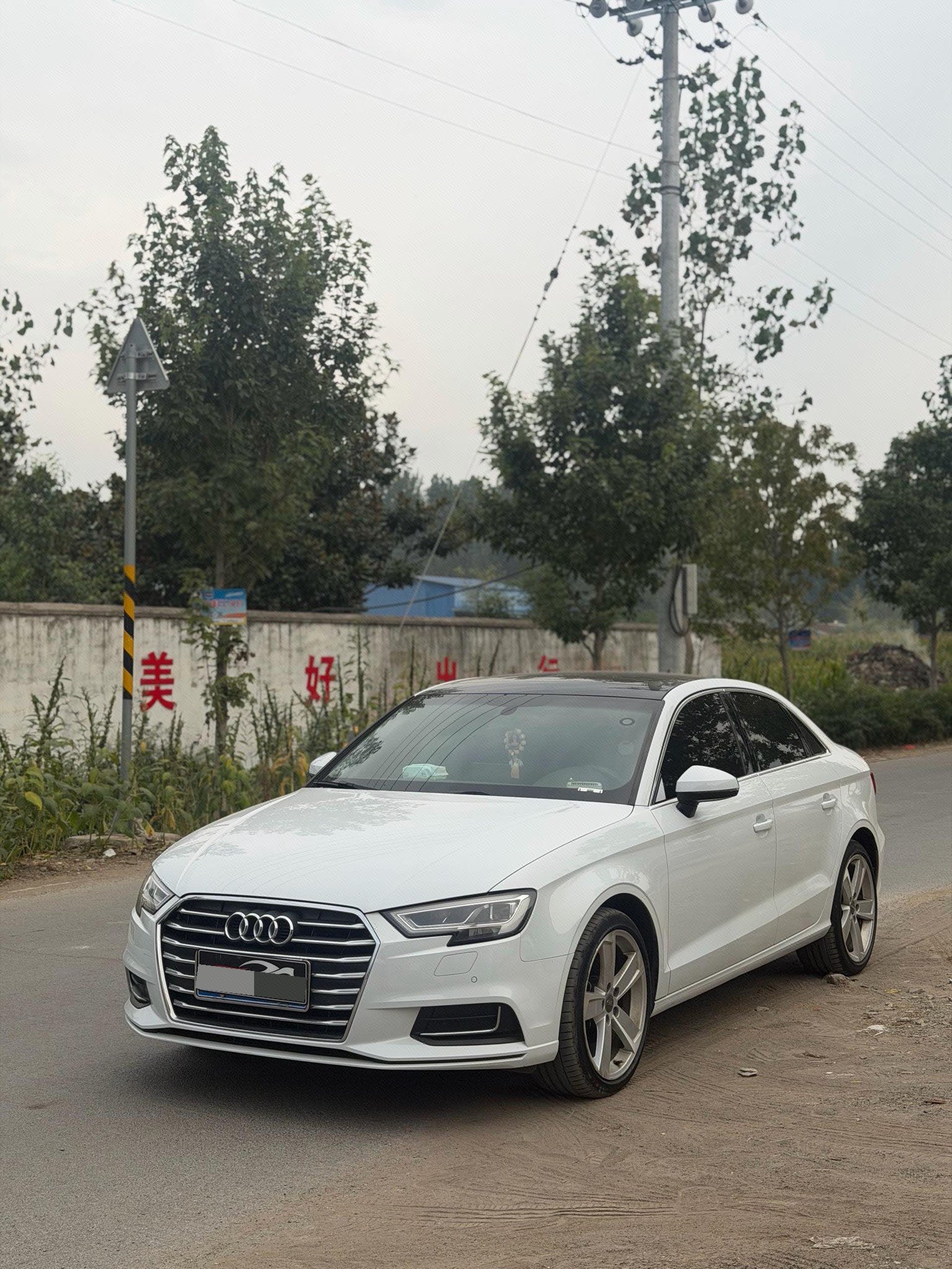 2019 2019 car image