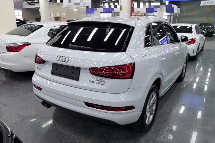 Audi Q3 2017 #5 Audi Q3 2017 car image #5