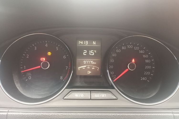 Volkswagen Lavida 2018 car image #12