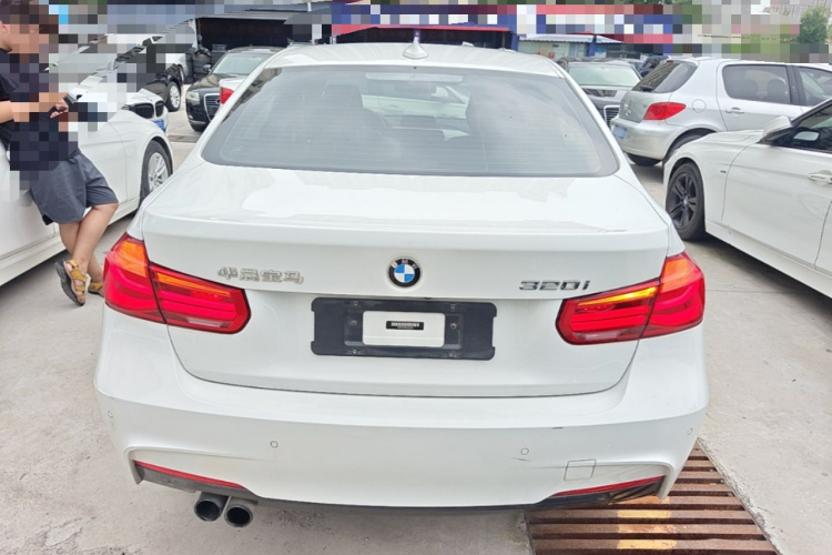 BMW 3 Series 2017 #4 BMW 3 Series 2017 car image #4