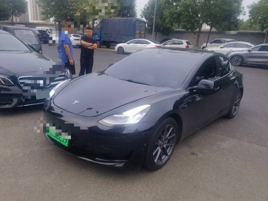 Tesla Model 3 2020 car image 