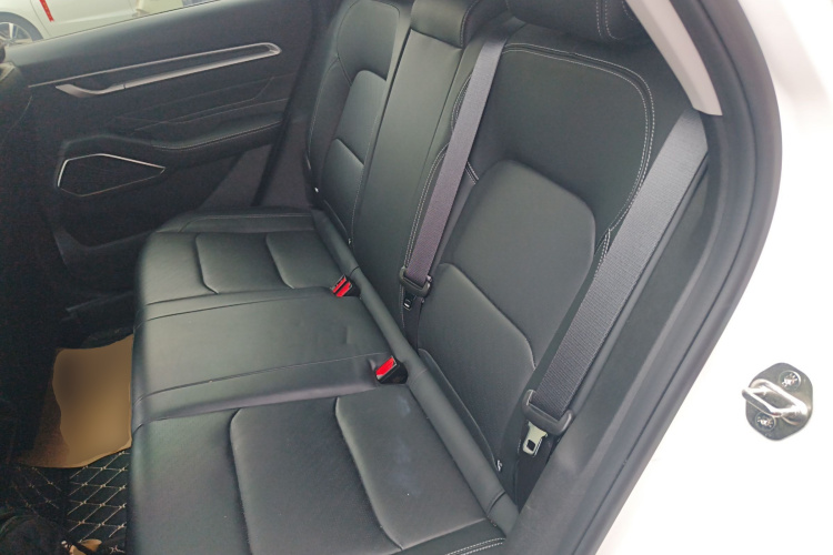 GEELY Emgrand 2024 изображение автомобиля #17