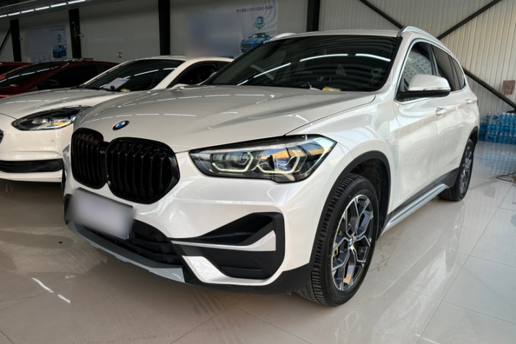 BMW X1 2020 #2 BMW X1 2020 car image #2
