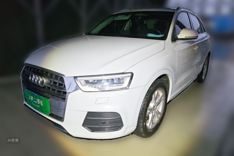 Audi Q3 2018 car image #2