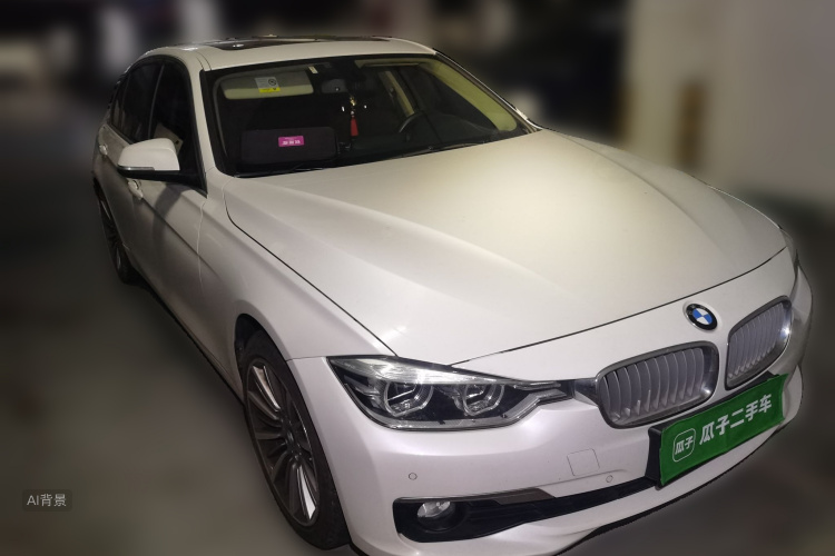 BMW 3 Series 2019 car image #4
