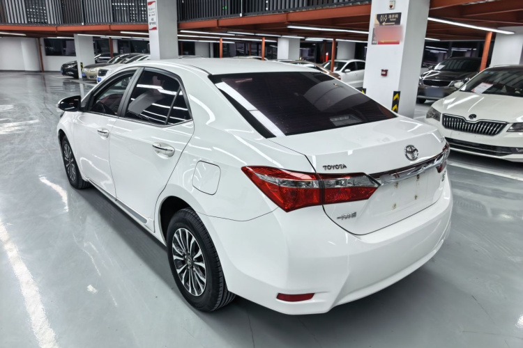 Toyota Corolla 2018 car image #6