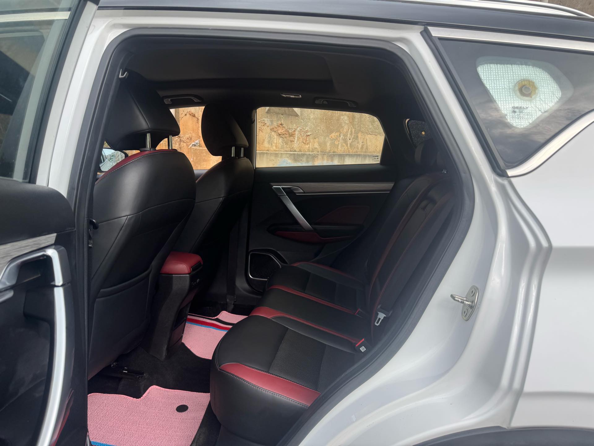 GEELY Coolray 2019 car image #8