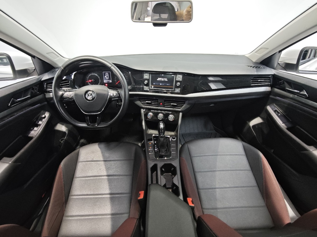 Volkswagen Bora 2021 car image #8