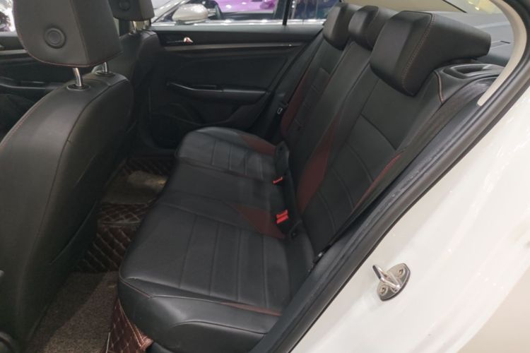 Volkswagen Bora 2020 car image #17
