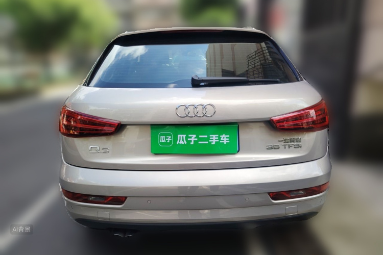 Audi Q3 2017 car image #6