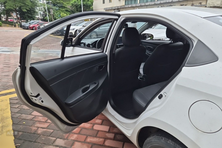 Toyota Vios 2021 صورة سيارة #19