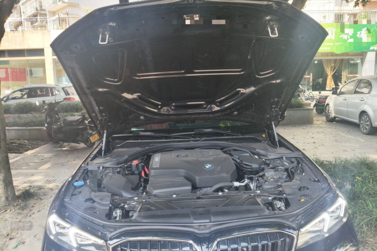 BMW 3 Series 2025 #22 BMW 3 Series 2025 car image #22